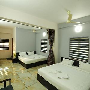 Large Double or Twin Room
